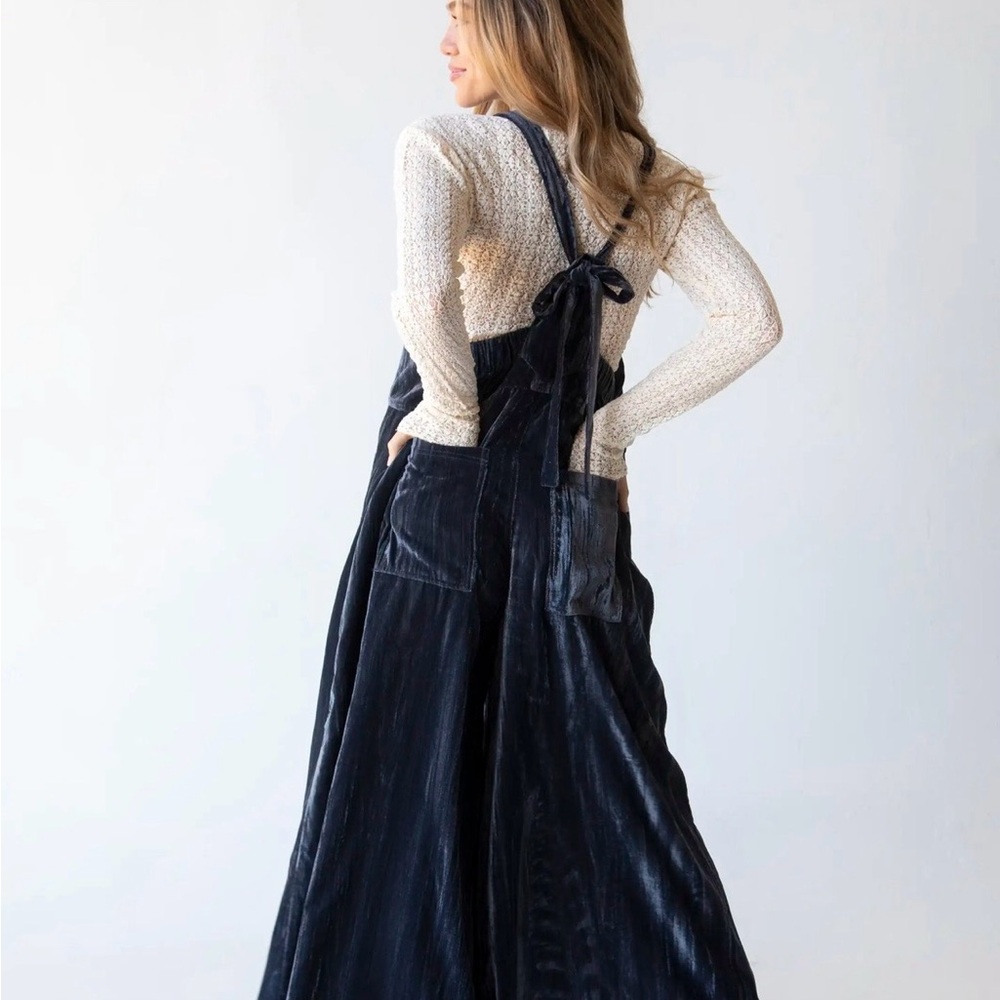 NATURAL LIFE Velvet Jumpsuit in Gray - Picture 5 of 5